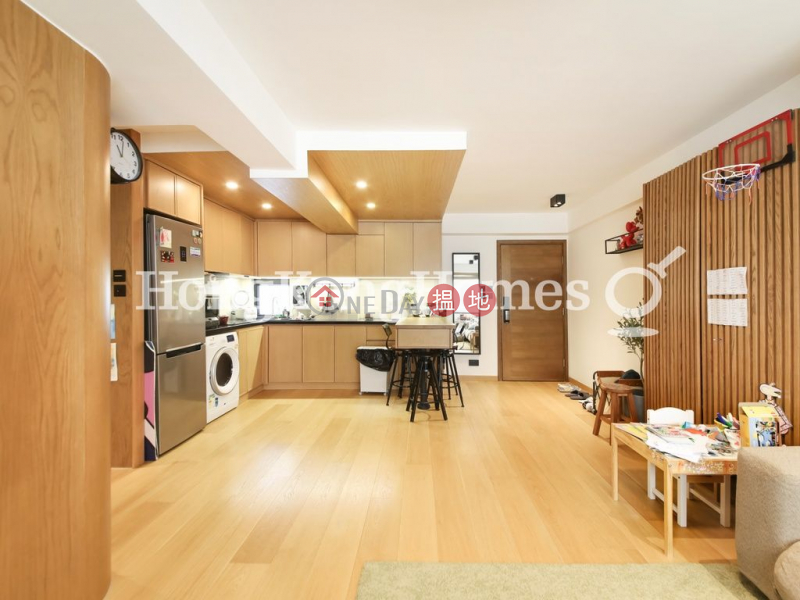 Property Search Hong Kong | OneDay | Residential | Rental Listings 3 Bedroom Family Unit for Rent at Elegant Terrace