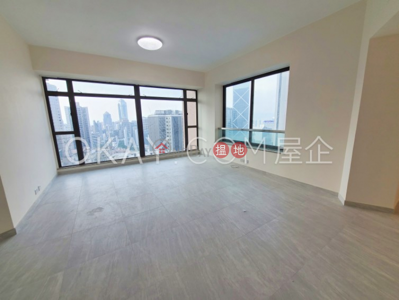 Luxurious 3 bedroom in Mid-levels Central | Rental | Fairlane Tower 寶雲山莊 Rental Listings