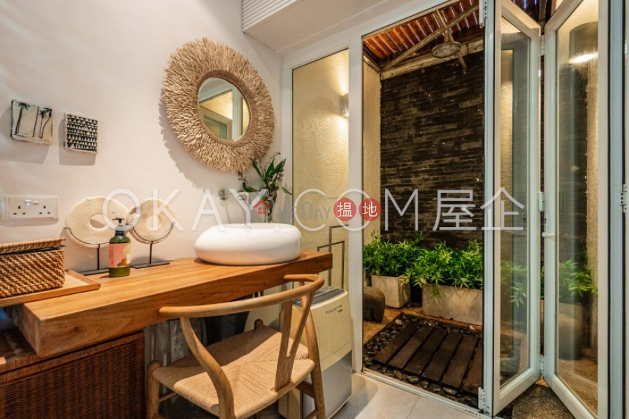 HK$ 38.8M | 48 Sheung Sze Wan Village | Sai Kung | Luxurious house with sea views, rooftop & balcony | For Sale