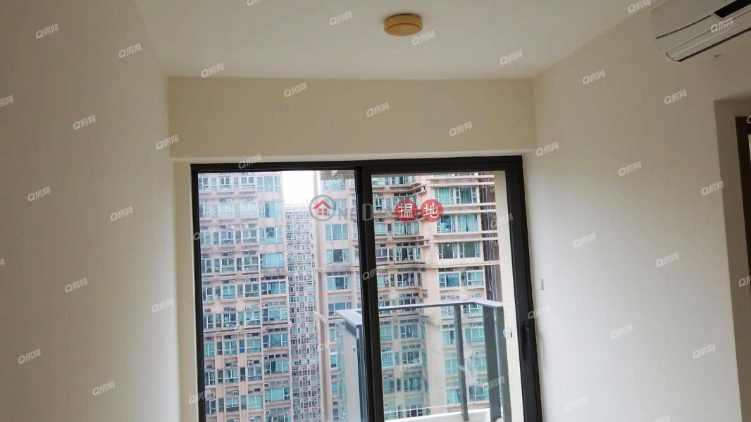 Property Search Hong Kong | OneDay | Residential Rental Listings Green Code Tower 5 | 2 bedroom High Floor Flat for Rent