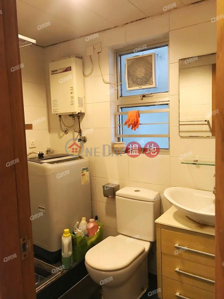 Property Search Hong Kong | OneDay | Residential | Sales Listings, South Horizons Phase 4, Albany Court Block 32 | 3 bedroom Low Floor Flat for Sale