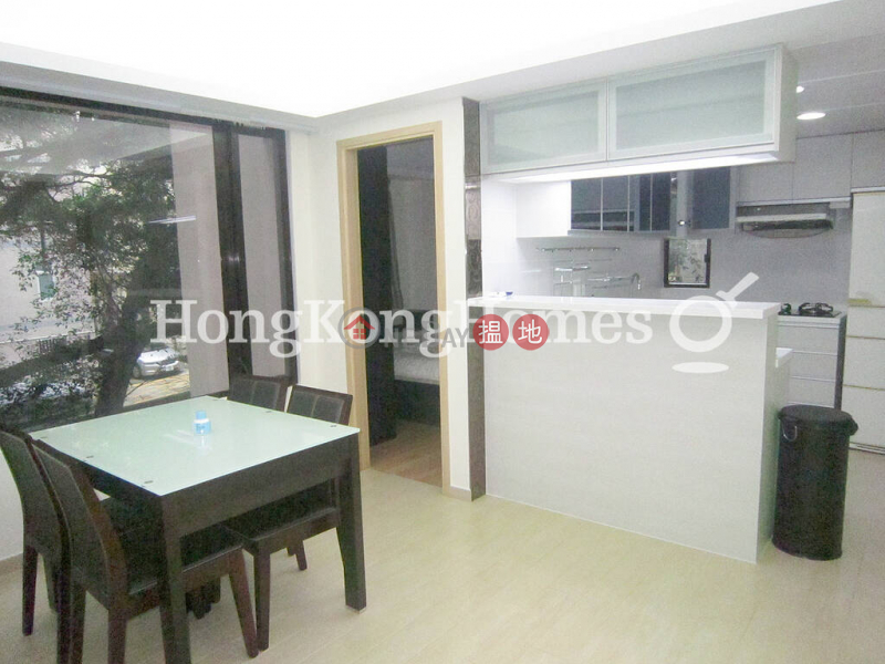 3 Bedroom Family Unit for Rent at King\'s Court 14-16 Village Road | Wan Chai District, Hong Kong, Rental HK$ 30,000/ month