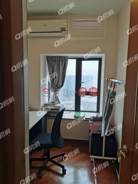 Property Search Hong Kong | OneDay | Residential | Rental Listings, The Arch Sun Tower (Tower 1A) | 3 bedroom Mid Floor Flat for Rent