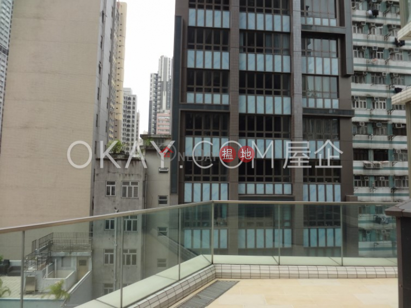 HK$ 40,000/ month | SOHO 189, Western District Stylish 2 bedroom with terrace | Rental