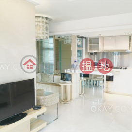 Lovely 2 bedroom on high floor with balcony | Rental | Centre Place 匯賢居 _0