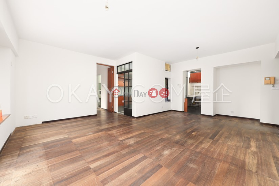 Nicely kept 1 bedroom with sea views | For Sale | Primrose Court 蔚華閣 Sales Listings