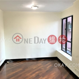 Tasteful 2 bedroom in Mid-levels West | Rental | Scenic Rise 御景臺 _0