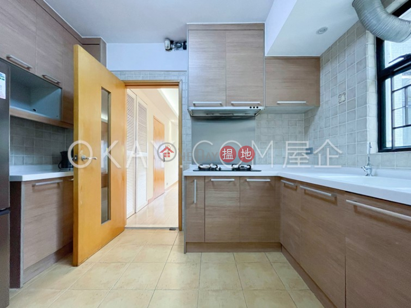 Tasteful 3 bedroom with parking | For Sale | 17-29 Lyttelton Road | Western District, Hong Kong | Sales | HK$ 17.3M