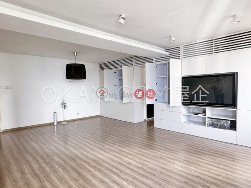 Gorgeous 3 bedroom on high floor with parking | For Sale | Maiden Court 萬德閣 Sales Listings