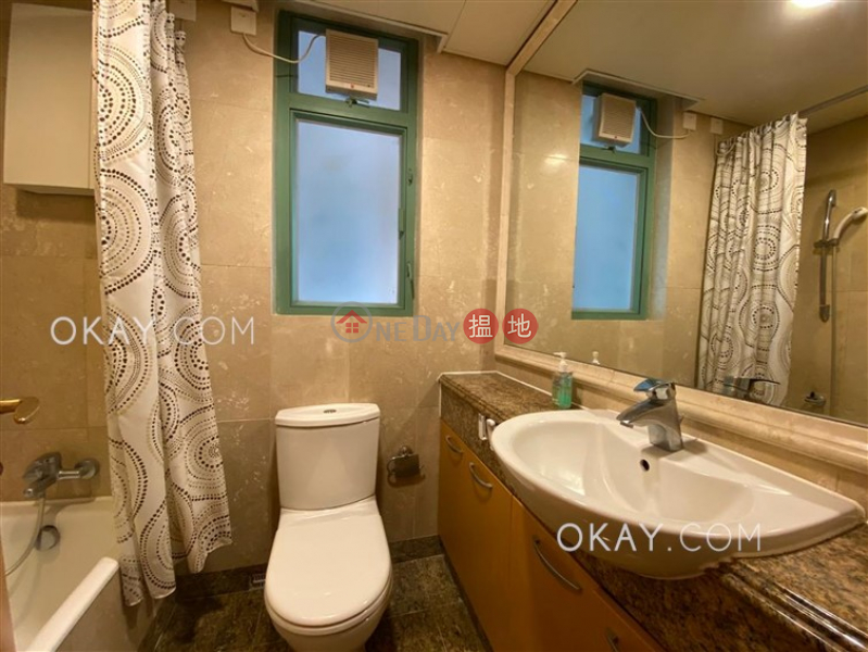 Unique 3 bedroom with balcony | Rental, Bon-Point 雍慧閣 Rental Listings | Western District (OKAY-R5693)