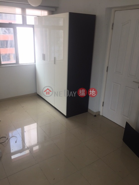 Flat for Sale in Fook On Building, Wan Chai | Fook On Building 福安大廈 _0