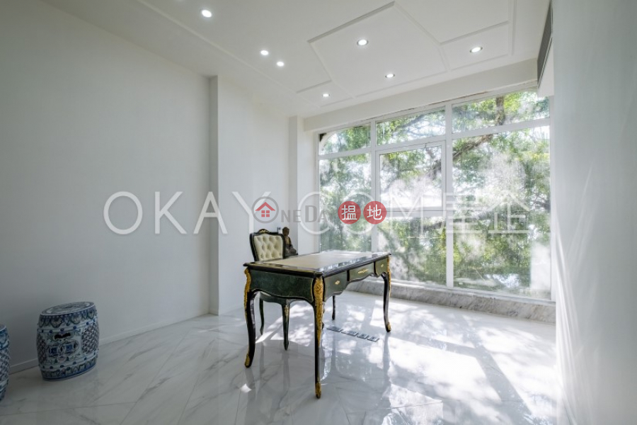 HK$ 300,000/ 月-卓能山莊中區5房3廁,連車位,露台,獨立屋《卓能山莊出租單位》