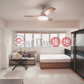 Intimate high floor in Sheung Wan | For Sale | 28-30 Queen Street 皇后街28-30號 _0