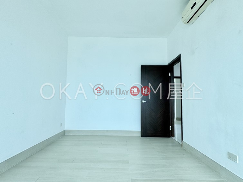 Generous house with sea views, rooftop & balcony | Rental 33 Cheung Chau Sai Tai Road | Cheung Chau Hong Kong Rental | HK$ 27,000/ month
