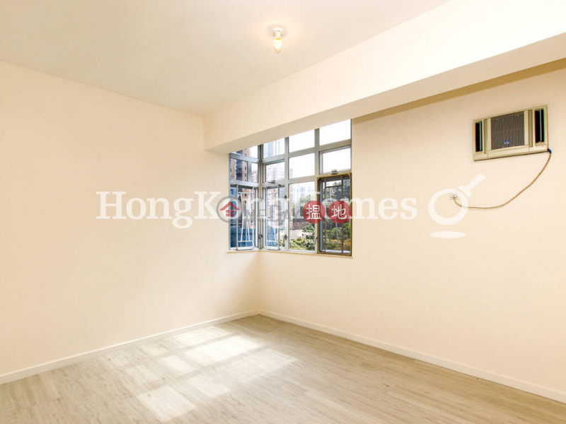 Property Search Hong Kong | OneDay | Residential | Rental Listings 3 Bedroom Family Unit for Rent at Emerald Gardens