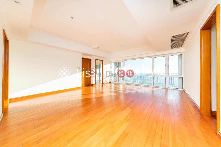 Property for Rent at Block 4 (Nicholson) The Repulse Bay with 3 Bedrooms | Block 4 (Nicholson) The Repulse Bay 影灣園4座 Rental Listings