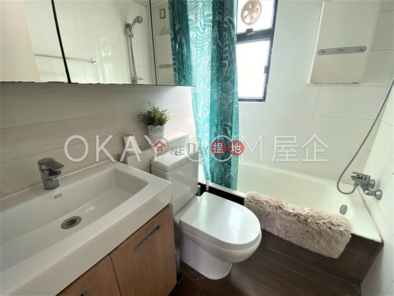 HK$ 1,050萬|匡景居中區|2房1廁,極高層,海景《匡景居出售單位》