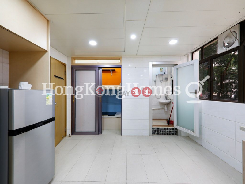 3 Bedroom Family Unit for Rent at Wah Sen Court | Wah Sen Court 華星大廈 Rental Listings