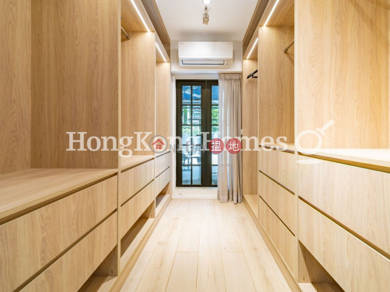 Property Search Hong Kong | OneDay | Residential Sales Listings | 1 Bed Unit at Friendship Court | For Sale