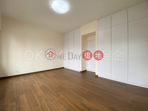 Efficient 4 bedroom with balcony & parking | Rental | Dragon Garden 龍園 _0