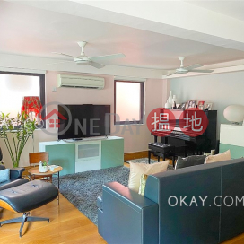 Luxurious house with balcony & parking | For Sale | Tan Cheung Ha Village 頓場下村 _0
