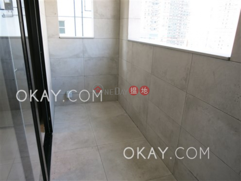 Lovely 1 bedroom on high floor with balcony | Rental | Tai Ping Mansion 太平大廈 Rental Listings