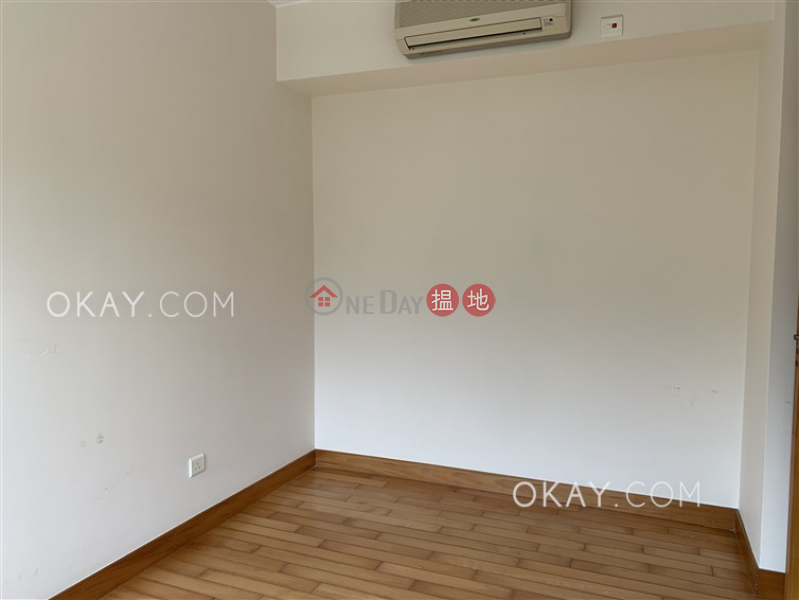 Tasteful 2 bedroom with balcony | For Sale | 8 Wah Fu Road | Western District Hong Kong Sales, HK$ 9M