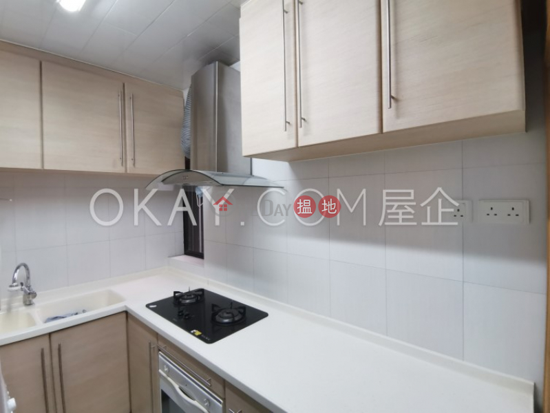 HK$ 45,000/ month | Blessings Garden | Western District, Luxurious 3 bedroom on high floor with parking | Rental