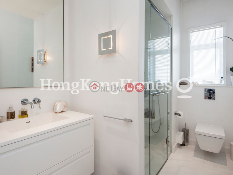 Property Search Hong Kong | OneDay | Residential | Rental Listings | 3 Bedroom Family Unit for Rent at Eredine