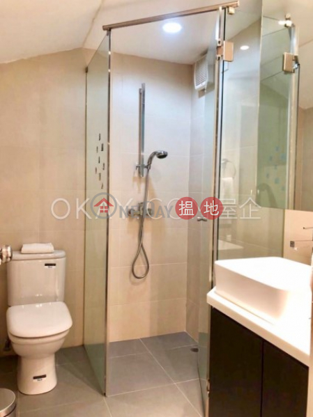 Tasteful 5 bed on high floor with sea views & terrace | Rental | Phase 1 Beach Village, 43 Seabird Lane 碧濤1期海燕徑43號 Rental Listings