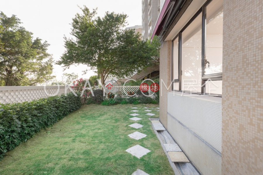 HK$ 48.8M Villa Verde, Central District, Efficient 2 bedroom with terrace & parking | For Sale