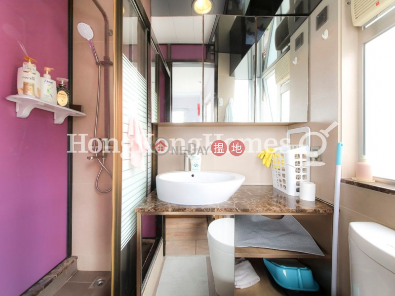 Studio Unit for Rent at Cheong Kat Mansion, 98-100 Catchick Street | Western District | Hong Kong Rental HK$ 18,000/ month