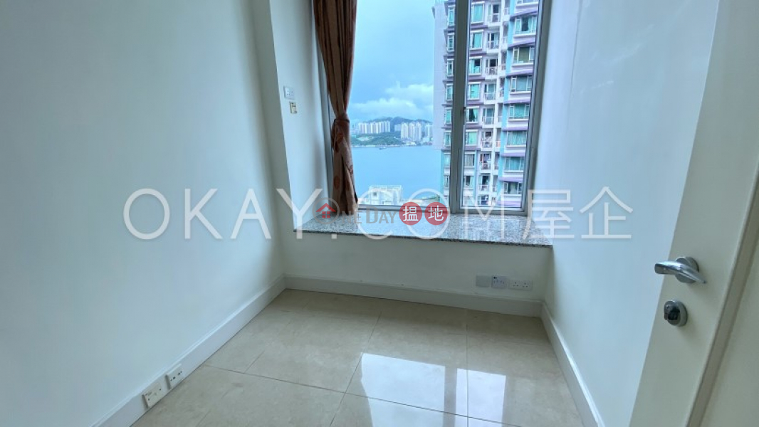 Elegant 3 bed on high floor with sea views & balcony | Rental 880-886 King\'s Road | Eastern District Hong Kong Rental HK$ 36,000/ month