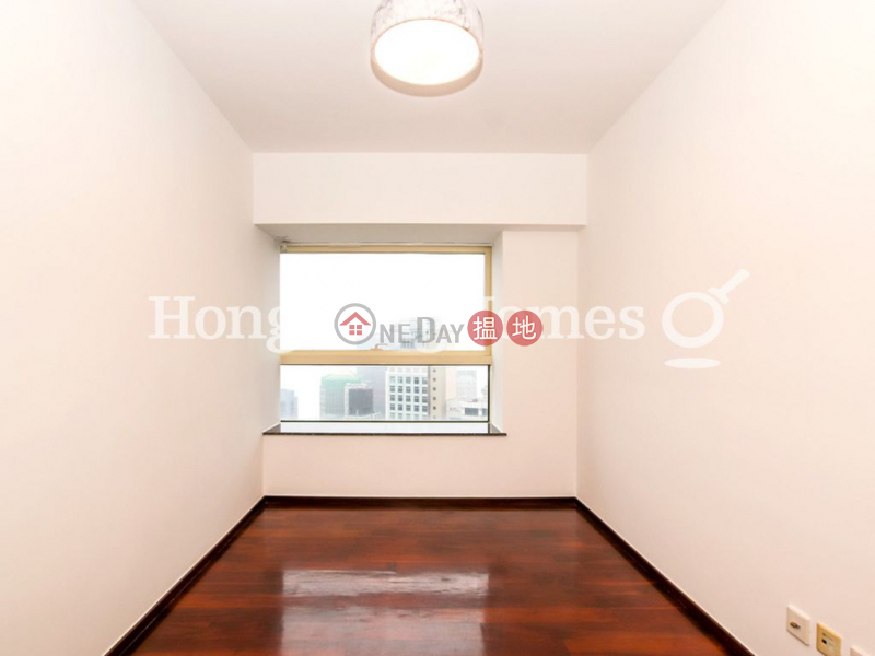 HK$ 44,000/ month Centrestage, Central District | 3 Bedroom Family Unit for Rent at Centrestage