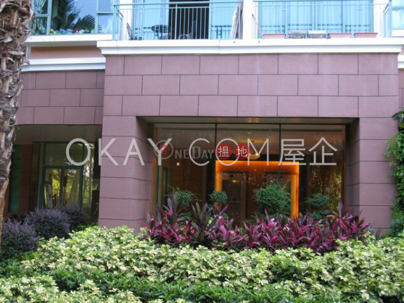 HK$ 12.5M | Siena One, Lantau Island Charming 3 bedroom with sea views | For Sale