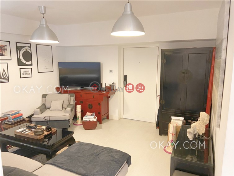 Popular 2 bedroom in Mid-levels West | For Sale 93 Caine Road | Central District, Hong Kong, Sales HK$ 13.5M