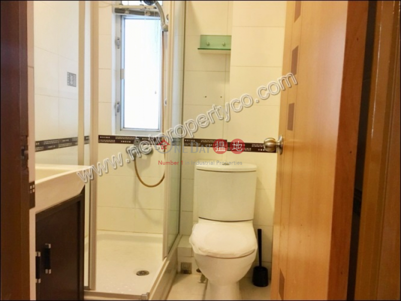 HK$ 42,000/ month Green Valley Mansion | Wan Chai District, Spacious Apartment for Both Sale and Rent