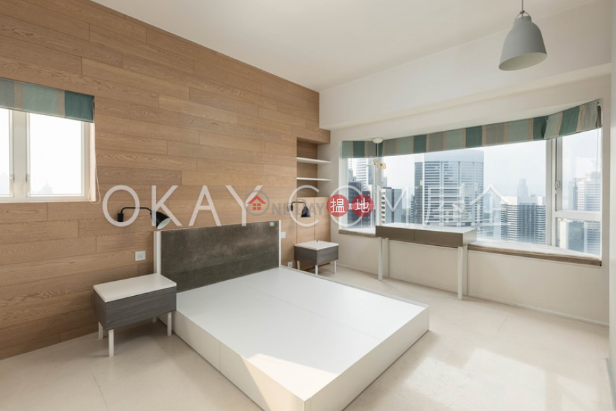 Rare 3 bedroom with balcony & parking | Rental | Bowen Place 寶雲閣 Rental Listings