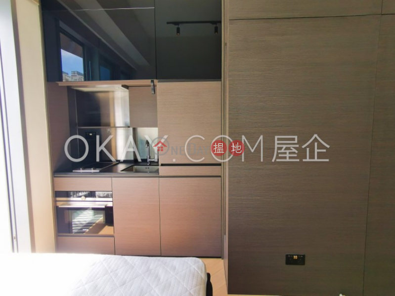 Property Search Hong Kong | OneDay | Residential | Sales Listings Charming high floor with balcony | For Sale
