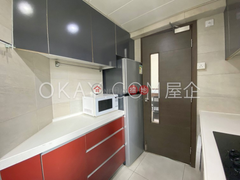 Charming 3 bedroom with balcony | For Sale | Tower 5 Grand Promenade 嘉亨灣 5座 Sales Listings