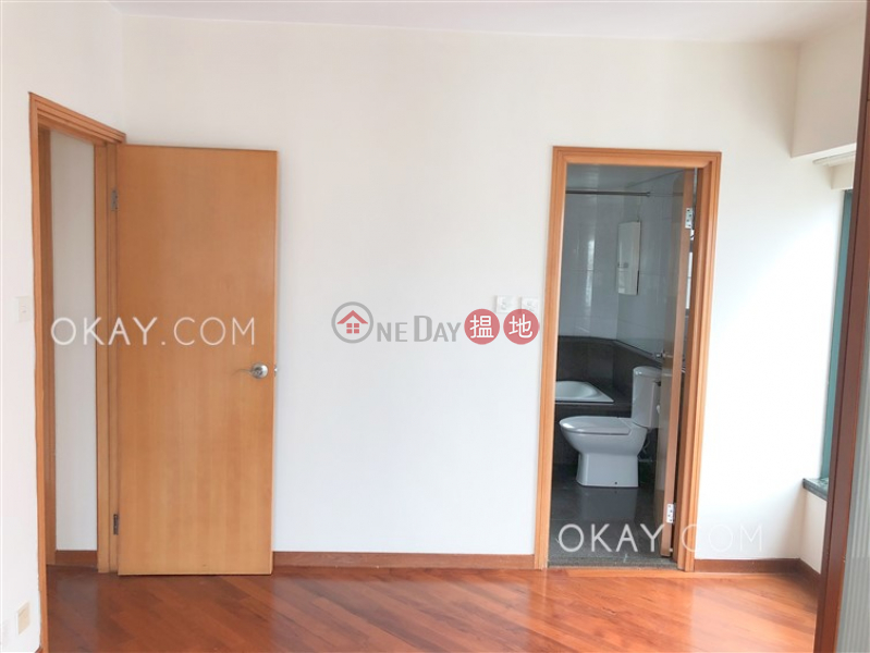 HK$ 52,000/ month 80 Robinson Road, Western District | Luxurious 3 bedroom with harbour views & parking | Rental