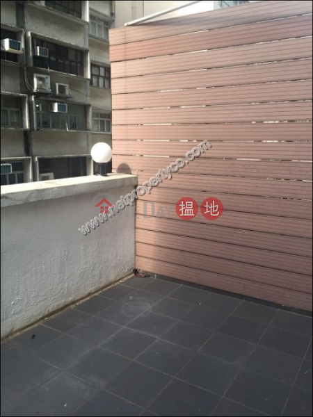 Property Search Hong Kong | OneDay | Residential | Rental Listings | Penthouse for lease with flat roof in Sheung Wan