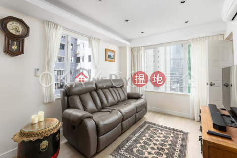 Popular 2 bedroom in Mid-levels West | For Sale | Tim Po Court 添寶閣 _0