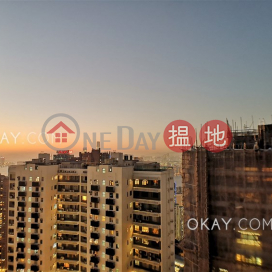 Popular 3 bedroom on high floor with balcony & parking | Rental | Flora Garden 富麗園 _0