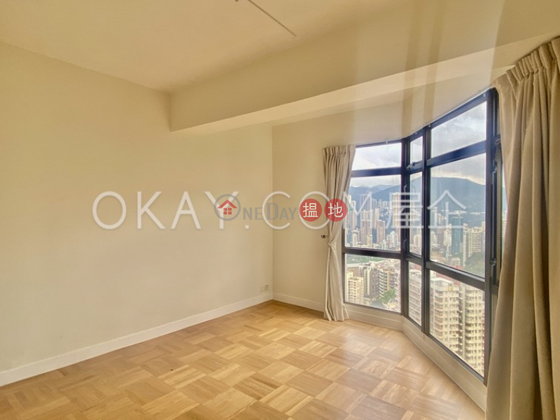 HK$ 140,000/ month, Bamboo Grove | Eastern District | Stylish penthouse with racecourse views, terrace | Rental