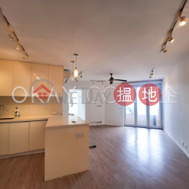 Luxurious 3 bedroom with balcony | For Sale