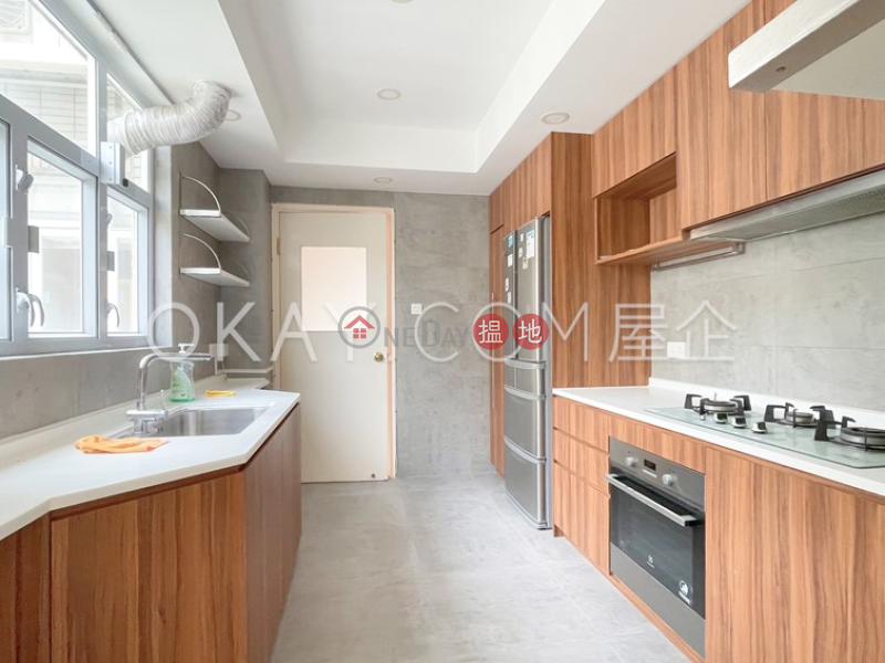 Beautiful 3 bed on high floor with sea views & balcony | For Sale, 18-40 Belleview Drive | Southern District, Hong Kong Sales HK$ 43M