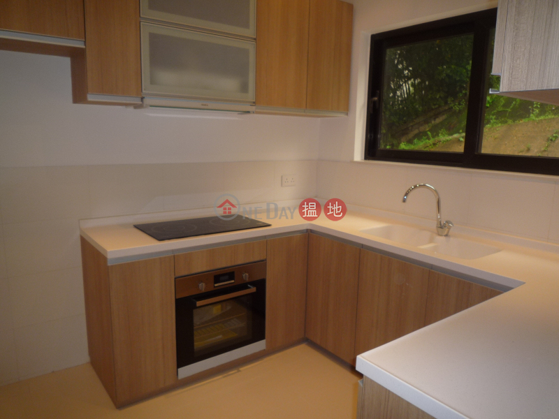 HK$ 55,000/ month House A2 Swan Villas, Sai Kung, Kowloon Peak Villa