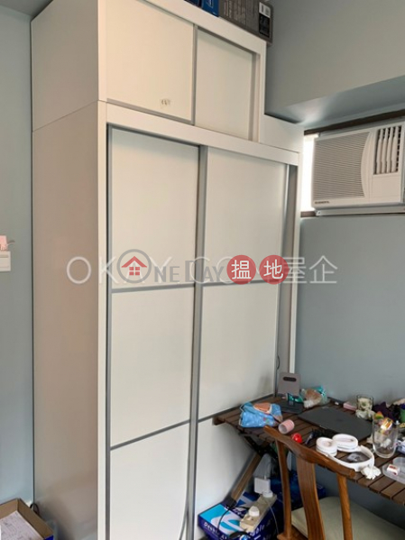 Generous 2 bedroom on high floor with rooftop | For Sale, 34 Sands Street | Western District, Hong Kong, Sales HK$ 8M