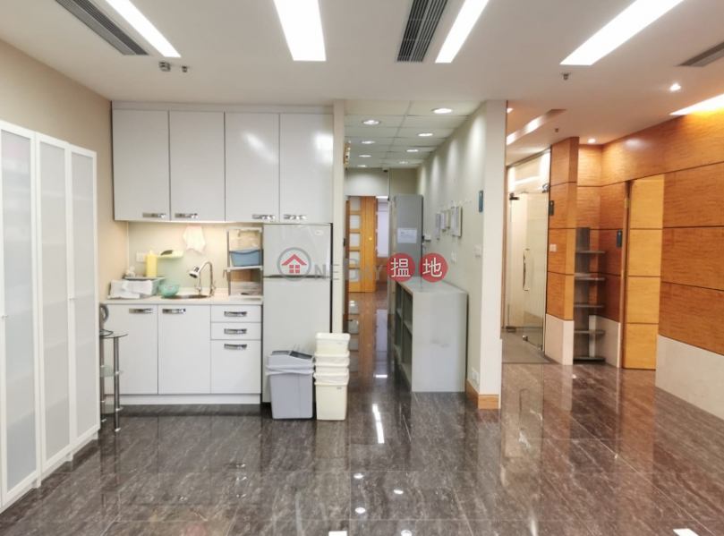 HK$ 93,830/ month Bank Of East Asia Harbour View Centre | Wan Chai District | TEL: 98755238